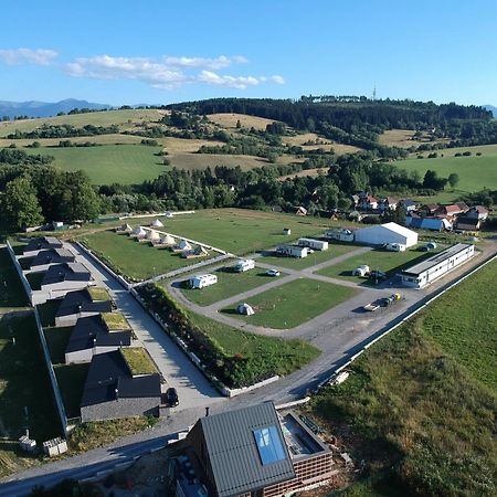 Mobilny Dom V Kempe Marina Liptov Bešeňová Exteriér fotografie