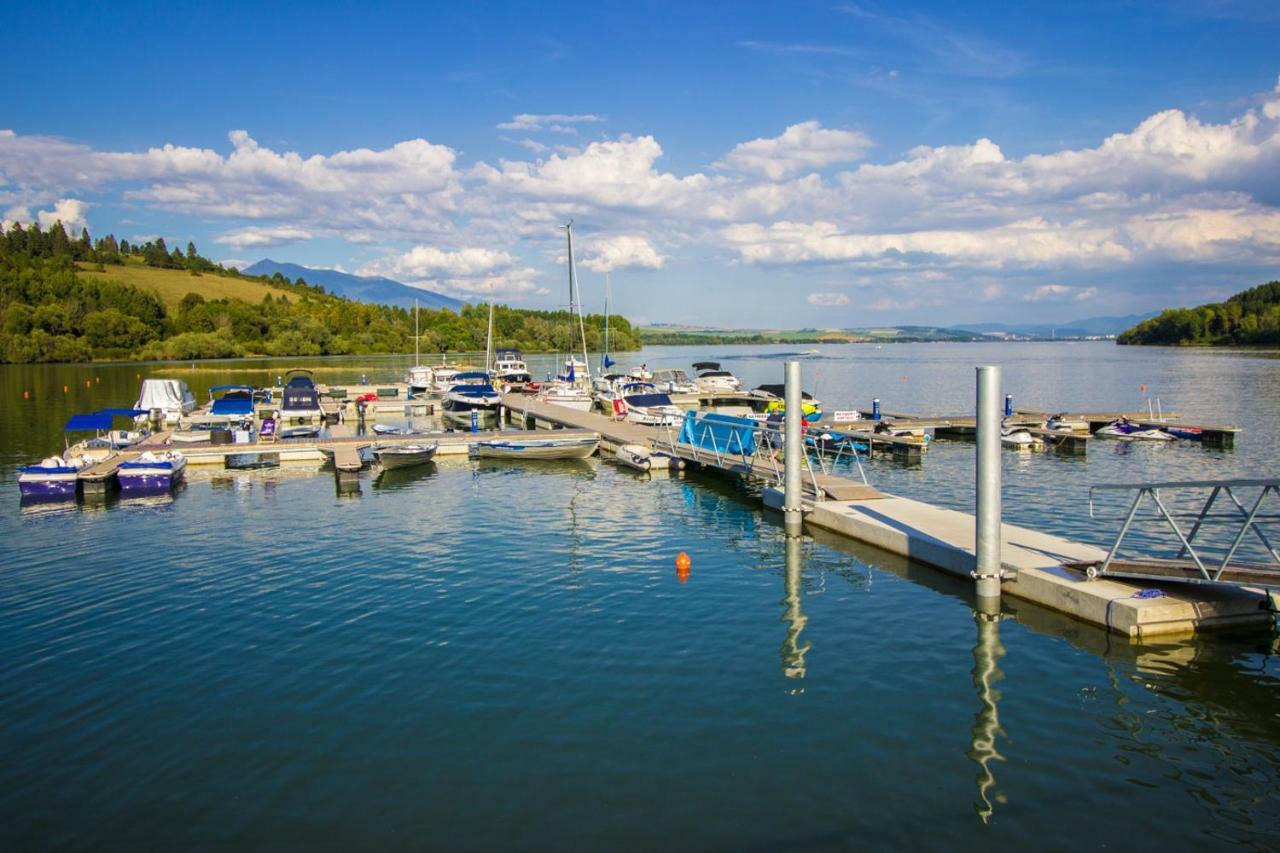 Mobilny Dom V Kempe Marina Liptov Bešeňová Exteriér fotografie